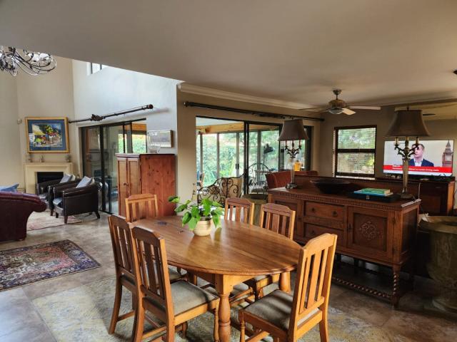 House for sale in Hartbeespoort Dam Nature Reserve, North West
