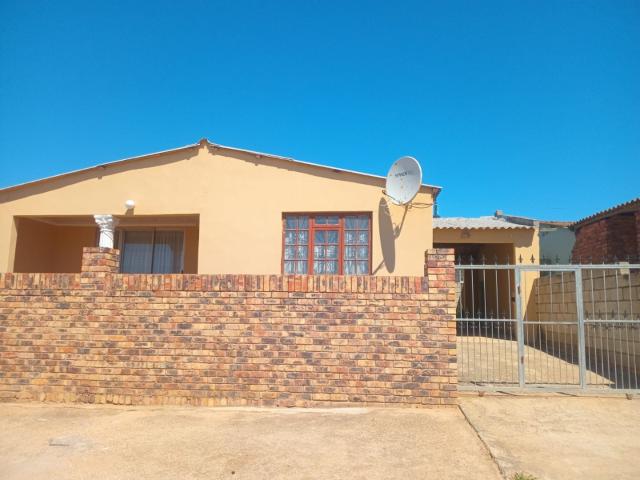 House for sale in Ibhayi, Eastern Cape