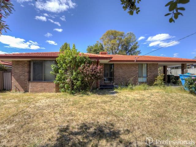 House for sale in Forrestfield, City Of Kalamunda