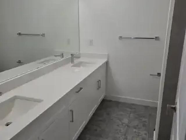 House for rent in Fort Saskatchewan, Alberta