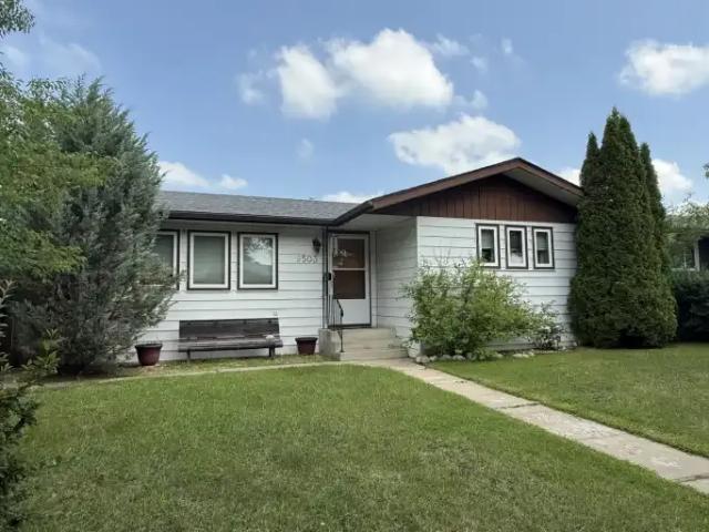 House for rent in Fort Saskatchewan, Alberta