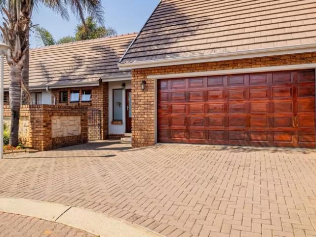 House for sale in Glen, Mangaung Metropolitan Municipality