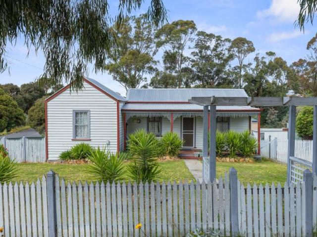 House for rent in Golden Square, Bendigo