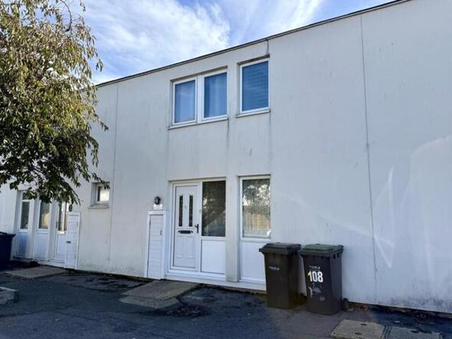 House for sale in Rowner, Middlecroft