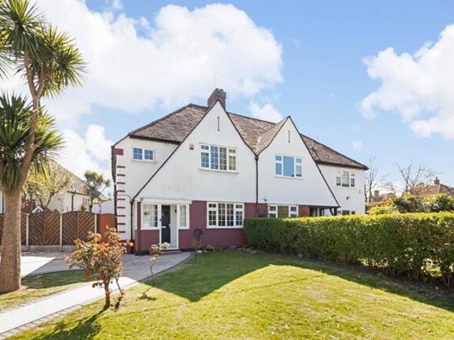 House for sale in Greenwich, Charlton
