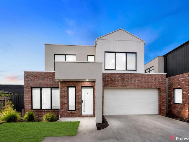 House for sale in Hampton Park, Melbourne
