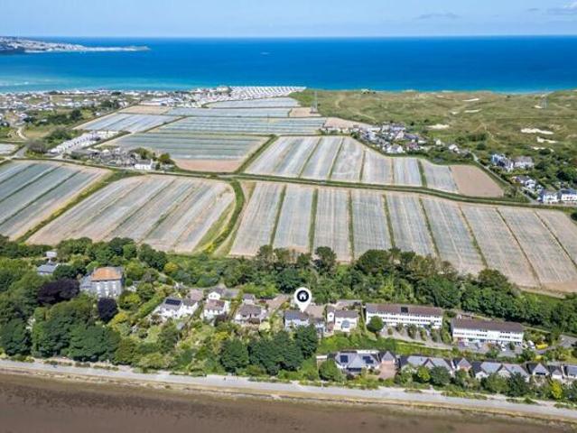 House for sale in Hayle, Cornwall