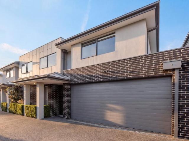 House for sale in Heidelberg Heights, Melbourne