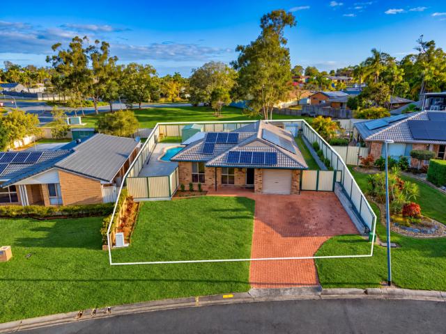 House for sale in Helensvale, Gold Coast City