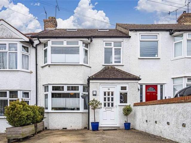 House for sale in Bennetts End, Pouchen End