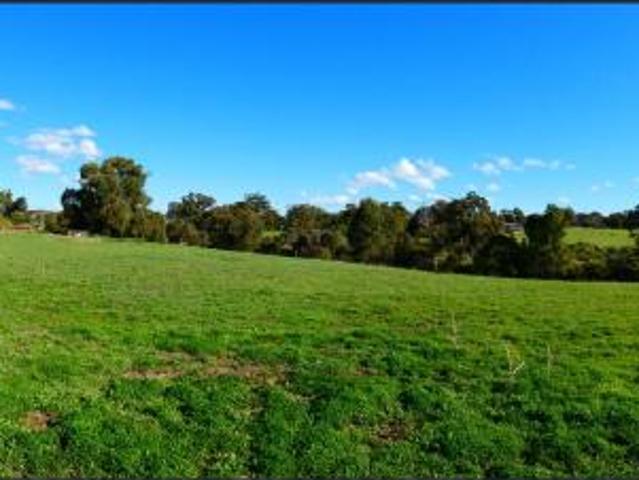 House for sale in Henley Brook, City of Swan