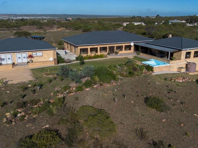 House for sale in Groot Brak Rivier, Western Cape