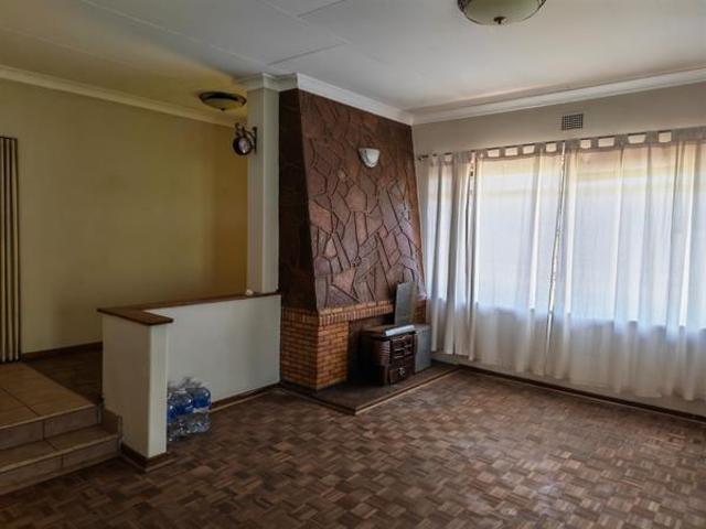 House for sale in Klerksdorp, Matlosana Local Municipality