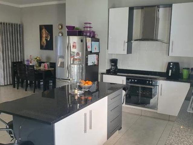 House for sale in Cape Town, Western Cape