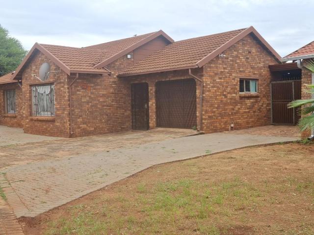 House for rent in Akasia, Gauteng