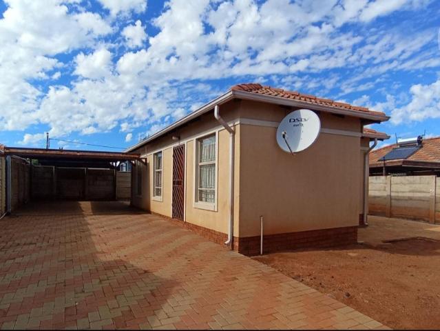 House for sale in Akasia, City of Tshwane Metropolitan Municipality