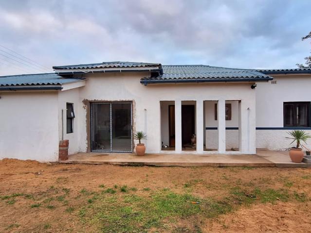 House for sale in Groot Brak Rivier, Western Cape