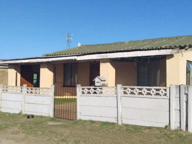 House for sale in Groot Brak Rivier, Western Cape