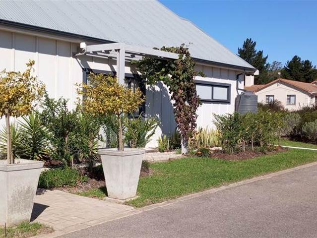 House for sale in Groot Brak Rivier, Western Cape