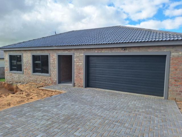 House for sale in Groot Brak Rivier, Western Cape