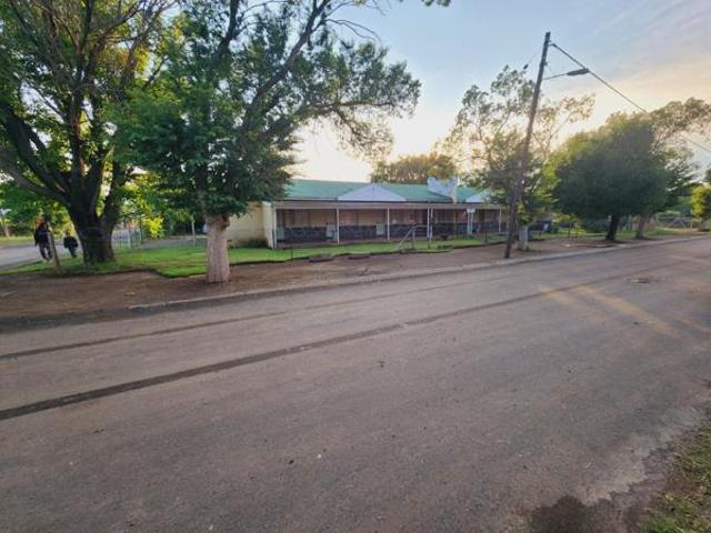 House for sale in Dordrecht, Eastern Cape