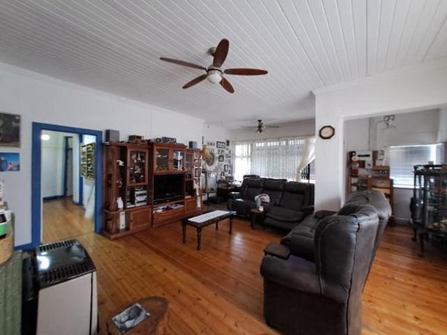 House for sale in Dordrecht, Eastern Cape