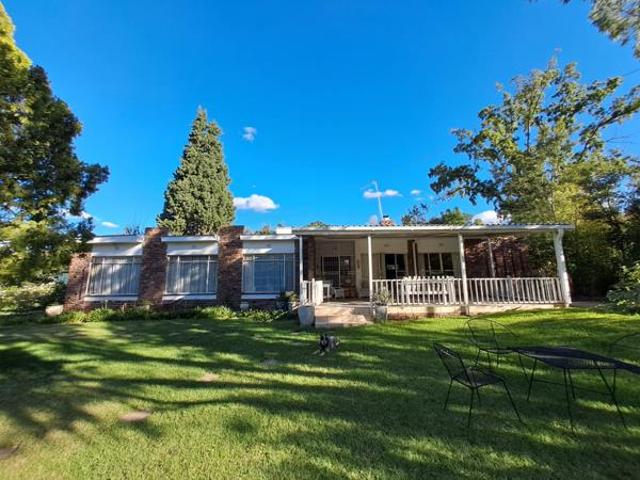 House for sale in Dordrecht, Eastern Cape