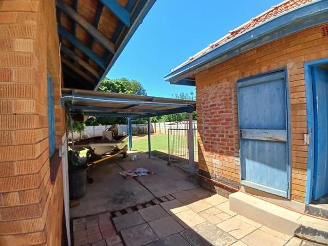 House for sale in Odendaalsrus, Matjhabeng Local Municipality