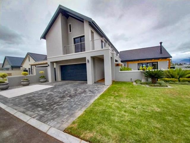 House for sale in Durbanville, Western Cape
