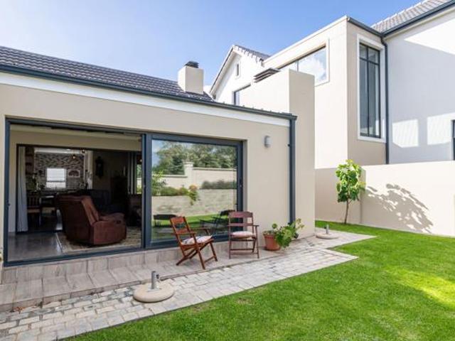 House for sale in Bergsig, Durbanville