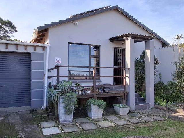 House for sale in East London, Eastern Cape