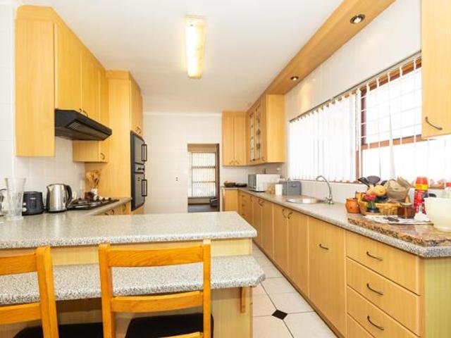 House for sale in Cape Town, Western Cape