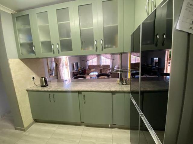 House for rent in Waterkloof, Gauteng