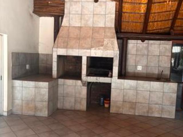 House for rent in Waterkloof, Gauteng