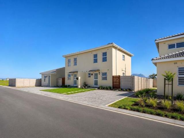 House for sale in Cape Town, Western Cape