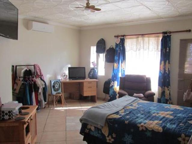 House for rent in Seaview, Kwazulu-natal