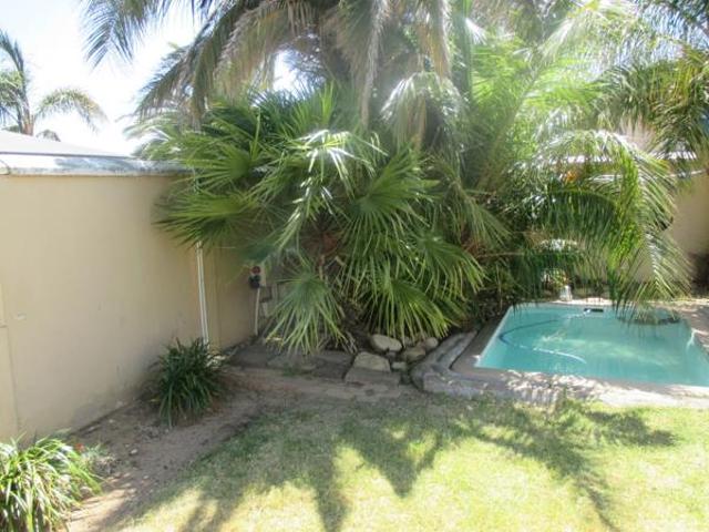 House for sale in Cape Town, Western Cape