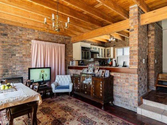 House for sale in Cape Town, Western Cape
