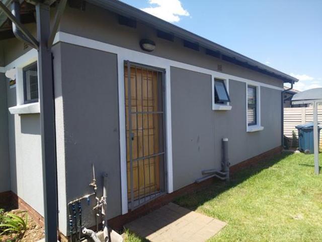 House for rent in Waterkloof, Gauteng