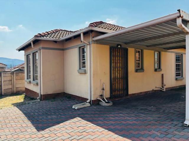 House for rent in Waterkloof, Gauteng