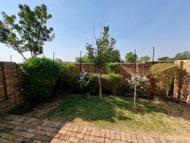 House for rent in Waterkloof, Gauteng