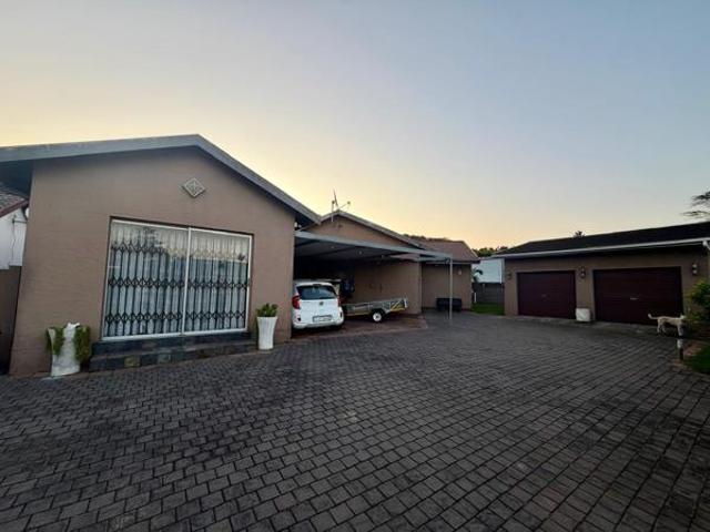 House for sale in UMhlathuze Municipality, Kwazulu-natal