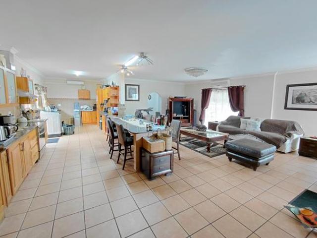 House for sale in UMhlathuze Municipality, Kwazulu-natal