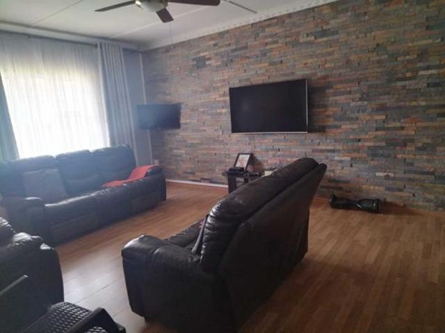 House for sale in UMhlathuze Municipality, Kwazulu-natal