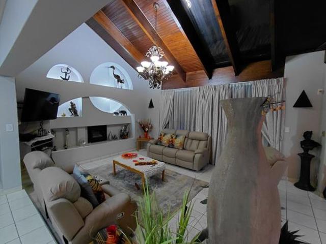 House for sale in Vereeniging, Emfuleni Local Municipality