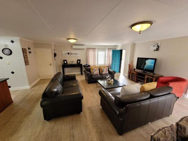 House for sale in Cape St Francis, Eastern Cape