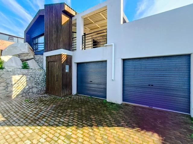 House for sale in Cape St Francis, Eastern Cape