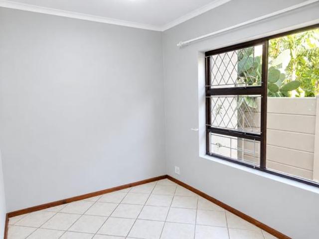 House for rent in Jeffreys Bay, Kouga Local Municipality