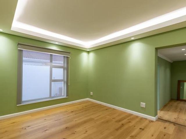 House for sale in Cape Town, Western Cape