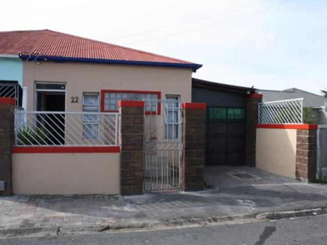 House for sale in Cape Town, Western Cape
